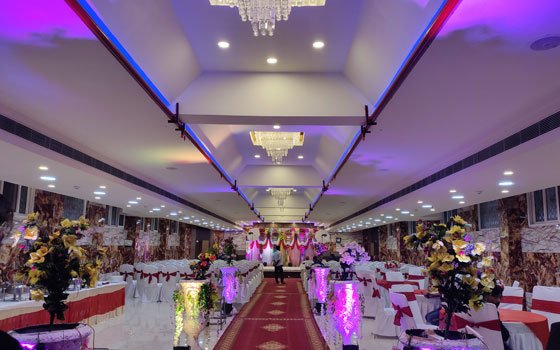 Hotels Near Raebareli Road Lucknow